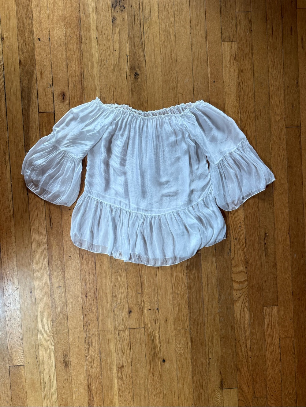 Women’s White Off-Shoulder Peasant Blouse